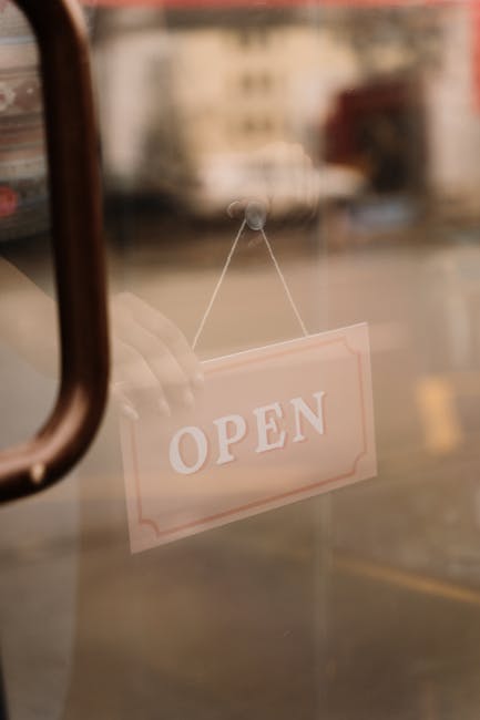 La Cocoș aduce un nou hipermarket în Craiova la finalul lunii