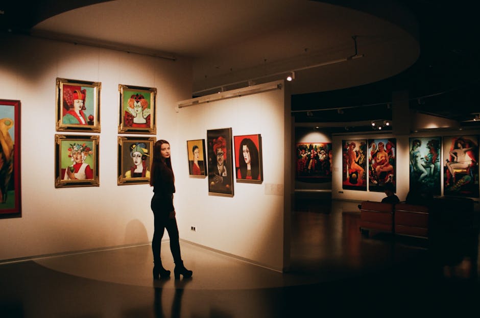 Radu Șerban își aduce creațiile acasă cu expoziția „ReAmintiri”