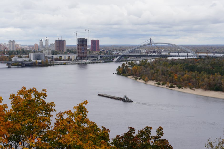 Primăria răspunde criticilor privind lucrările de la pasarela din Parcul Cancicov