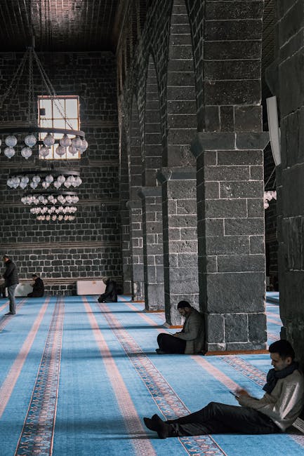 Întâlnirea de la Palatul Victoria: Bolojan, Bartolomeu I și Daniel discută despre unitatea spirituală a României