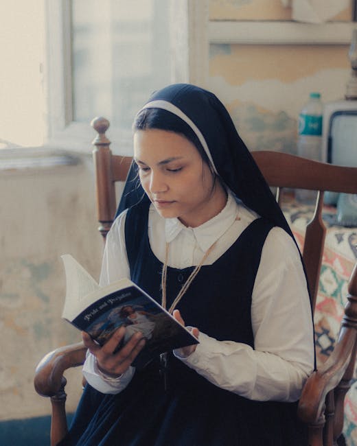 Descoperă universul literar al lui Cornel Constantin Ciomâzgă la Satu Mare