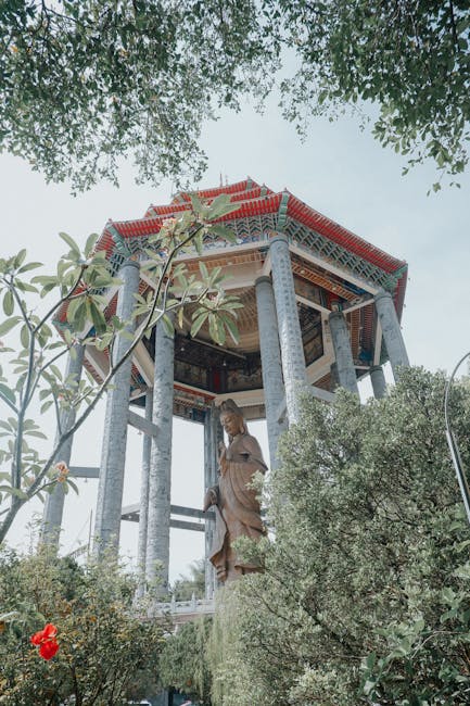 Descoperă templul unde șerpii sunt considerați sfinți