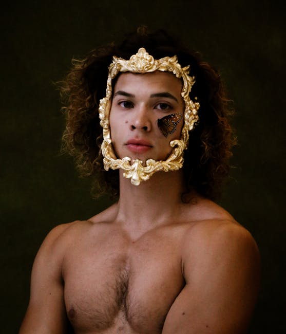 Tânărul misterios de la Luvru: cine este și ce l-a adus acolo?