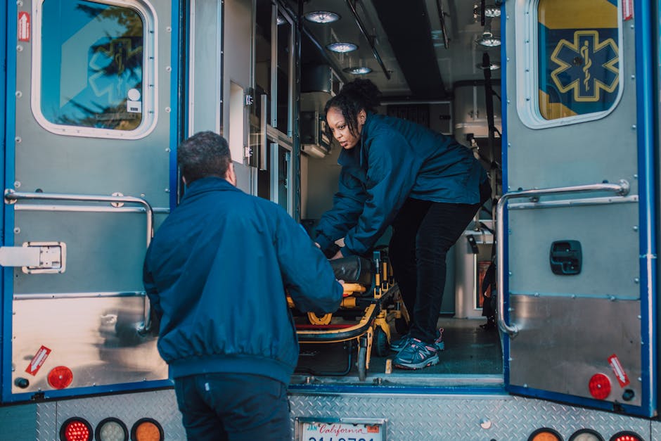 Anchetă în ambulanțe: 10% dintre angajați în concediu medical în plină vară