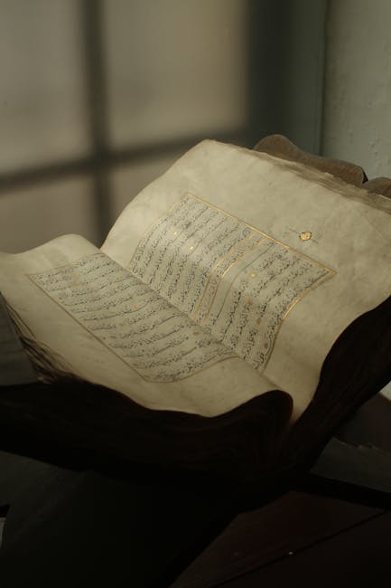 Descoperă istoria icoanelor transilvănene la Palatul Culturii