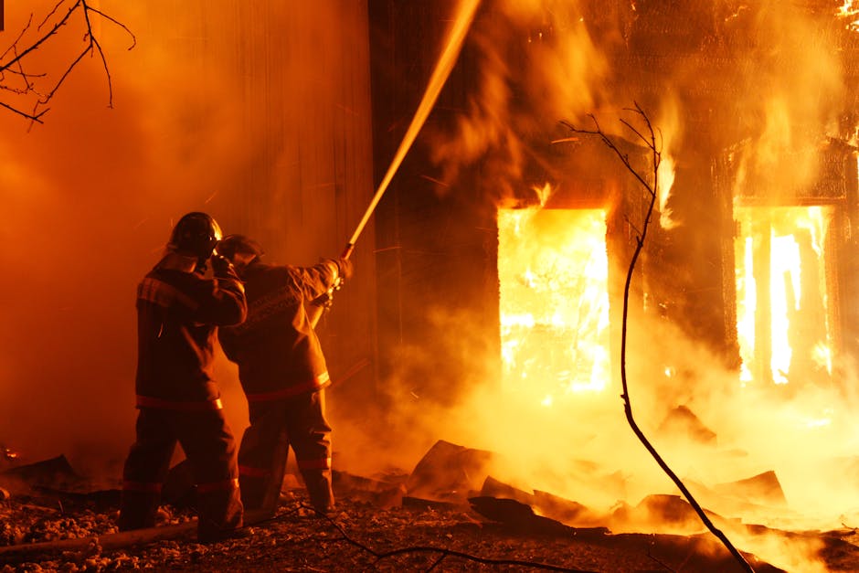 Incendiu devastator în Iordăcheanu: pompierii mobilizați pentru a controla flăcările