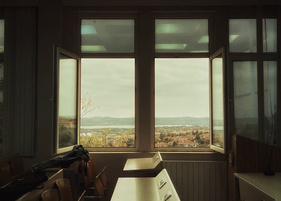 Tragedie în Bosnia: Îngrijitorul liceului își ucide colegii și primește o pedeapsă grea