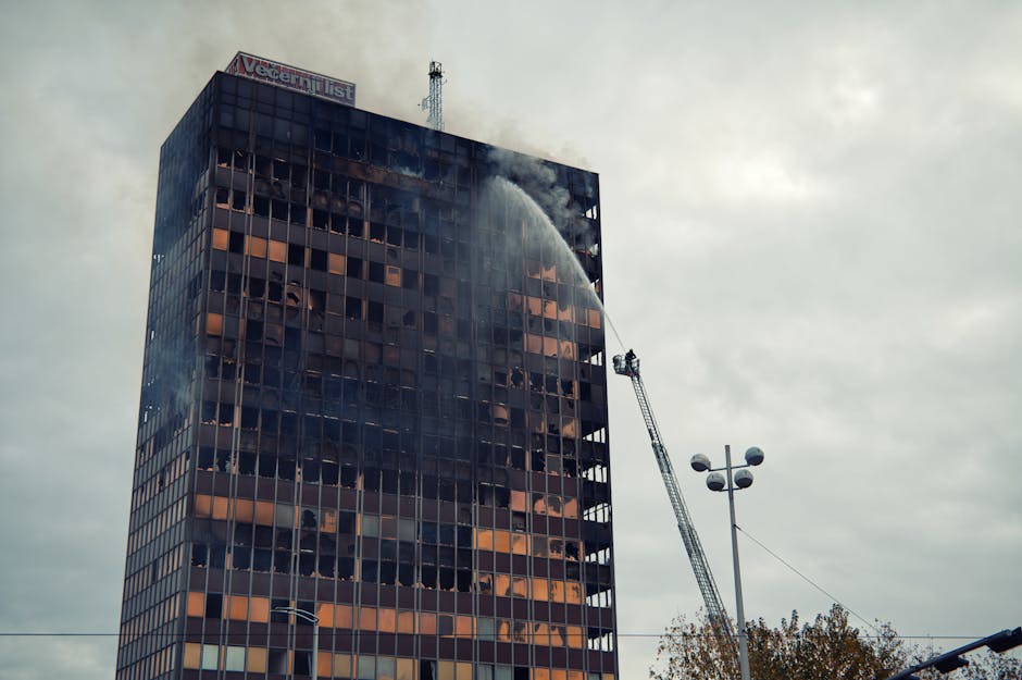 Incendiu devastator la Lupeni: un bărbat a murit din cauza unei țigări aprinse