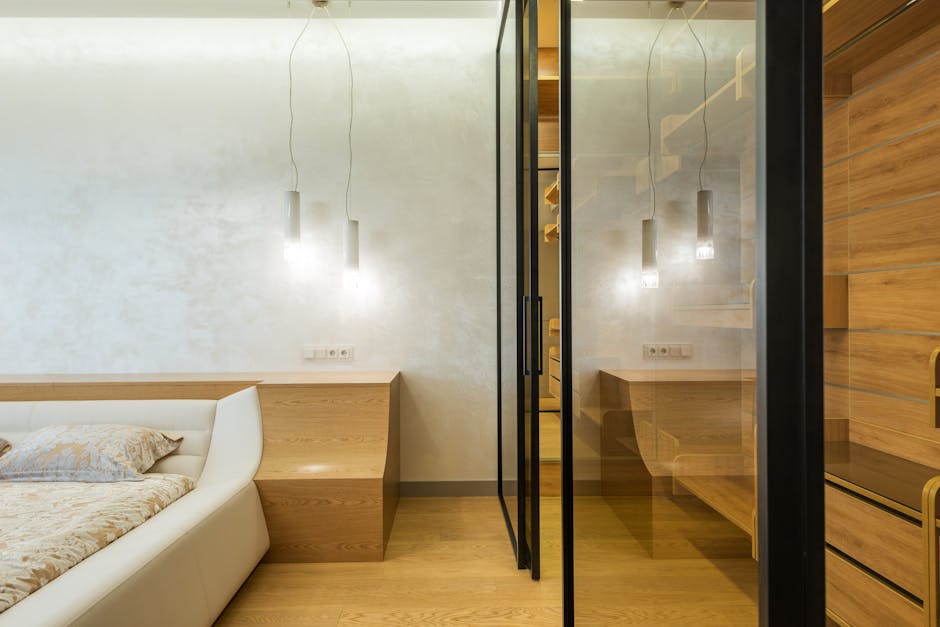 Transformă-ți dormitorul: alegerea perfectă pentru veioză, noptieră și dulap