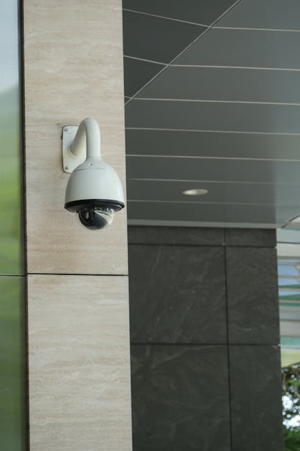 Luvru intensifică măsurile de securitate după un jaf șocant