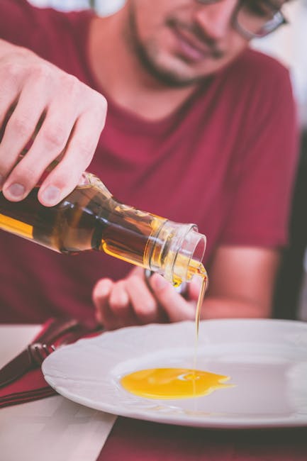 Un român de 14 ani devine cel mai tânăr expert în degustarea uleiului de măsline din lume