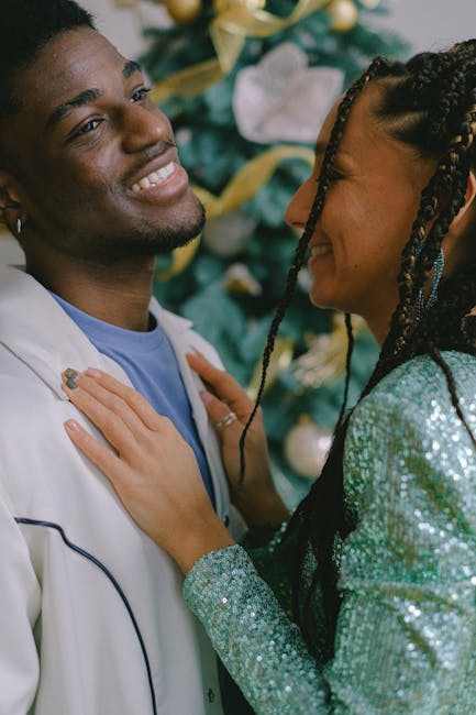 Descoperă magia Crăciunului cu Rareș și noul său EP captivant