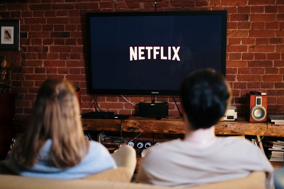 Netflix își schimbă strategia și anulează trei seriale populare