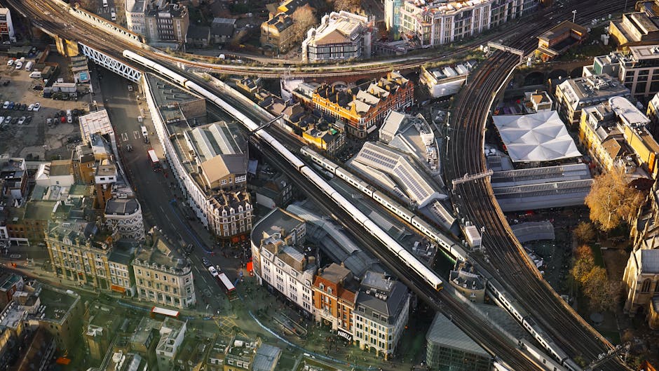 Strada Matei Corvin se închide pentru modernizarea podului feroviar