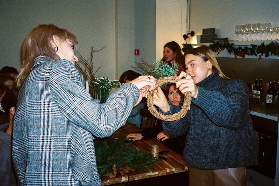Expoziția caritabilă de Crăciun: o celebrare a talentului și solidarității comunității