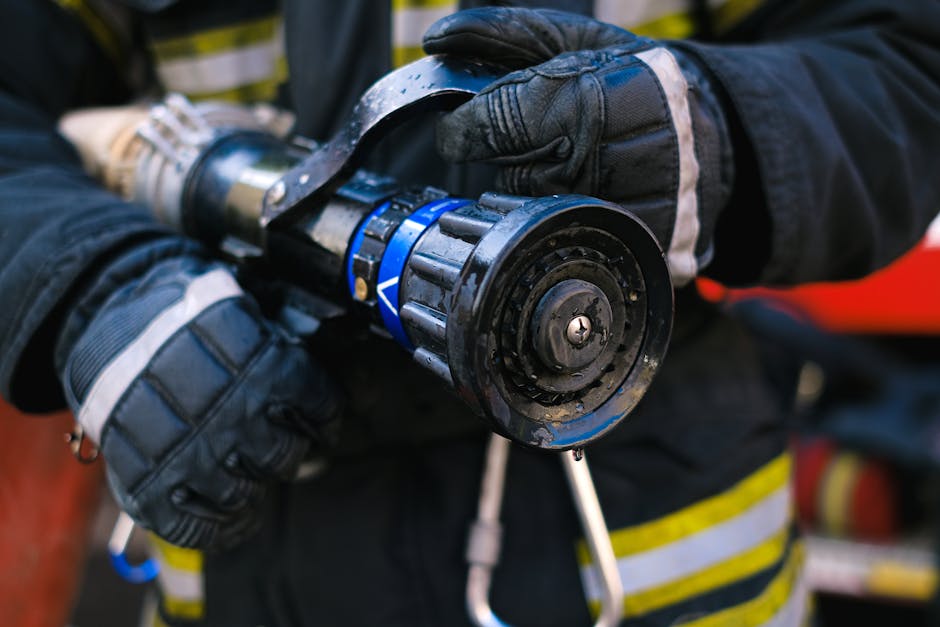 Descoperire alarmantă în Petroșani: o grenadă de mână găsită în curte
