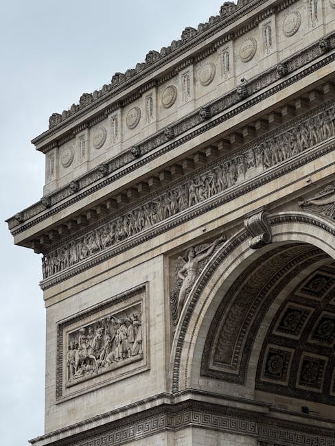 Nicuşor Dan se întâlnește cu Emmanuel Macron la Palatul Elysée