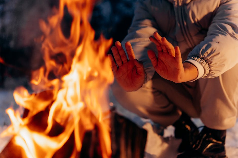 Incendiu provocat din gelozie: un bărbat reținut după un gest extrem