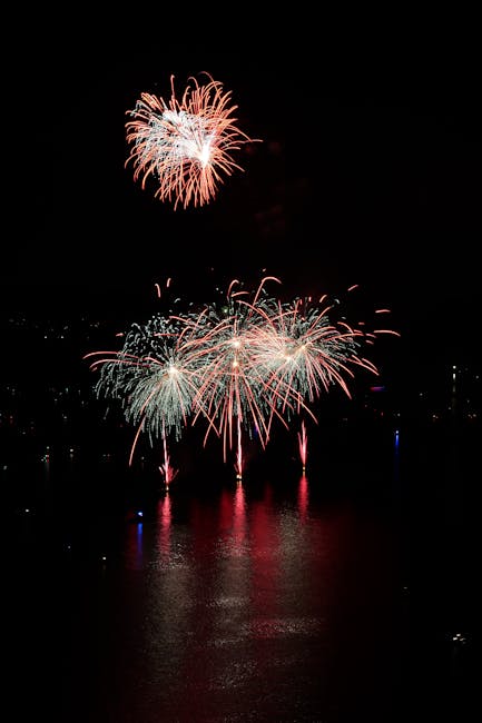 Poliția confiscă peste 50 de tone de artificii înainte de sărbători: 540 de dosare penale deschise
