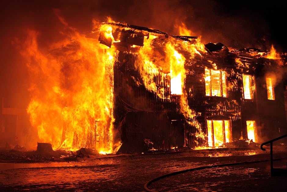 Incendiu devastator într-o locuință din Bârgăuani: o femeie de 83 de ani în stare de șoc