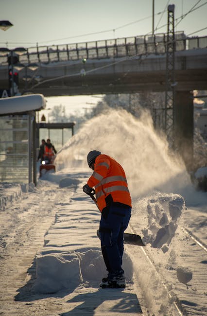 Bucureștiul se pregătește pentru zăpadă: 512 utilaje și 2.496 de muncitori gata de intervenție