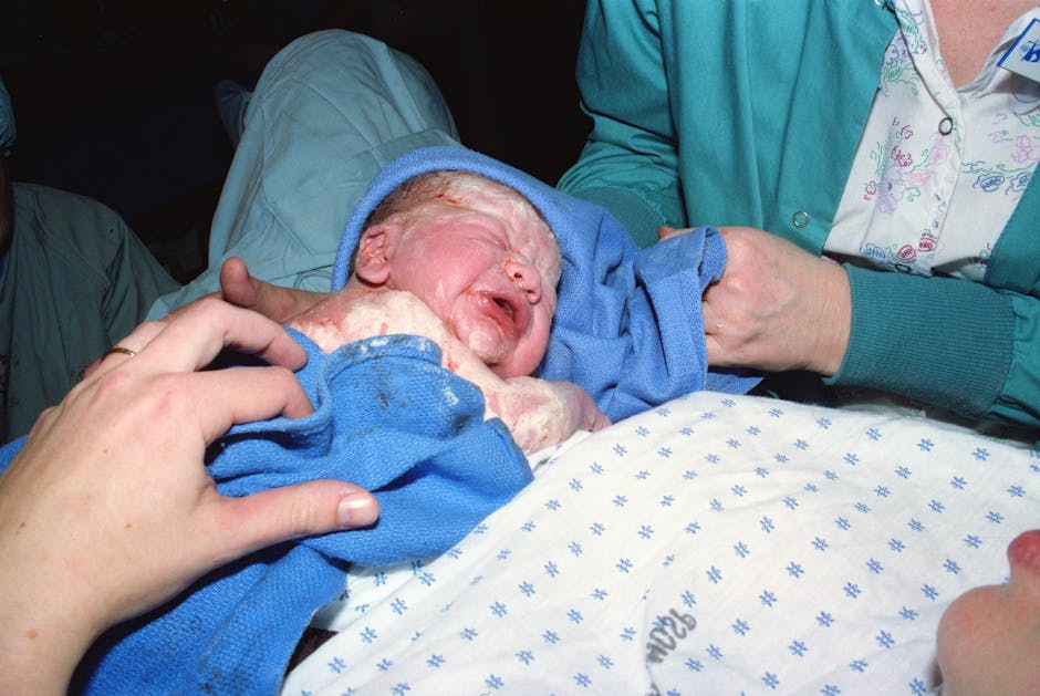 Un record impresionant: o femeie de 55 de ani devine cea mai vârstnică mamă din Iași