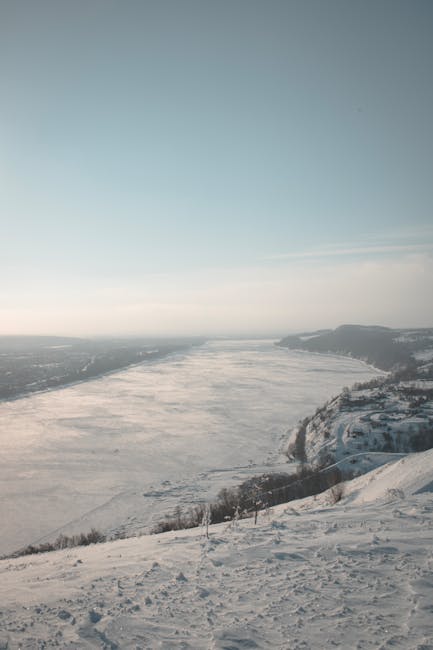 Atenție! Cod portocaliu de ninsoare în România: zăpadă de până la 50 cm în zonele montane