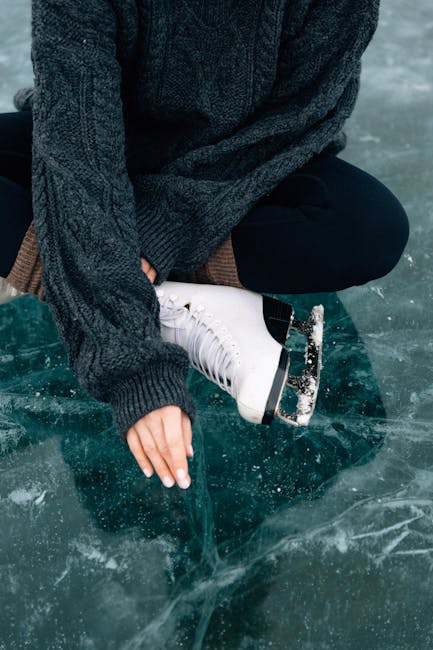 Patinoarul din Sibiu, deschis cu întârziere din cauza ninsorii