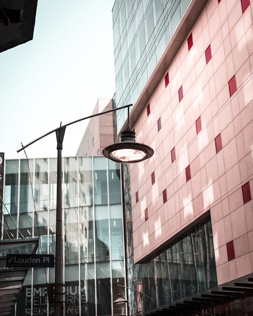 Reinventarea Sora Shopping Center: un proiect îndrăzneț cu sticlă și transparență