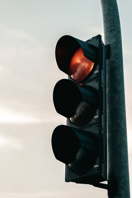 Atenție, șoferi! Ce riscă dacă nu respectă regulile de iluminare în Grecia