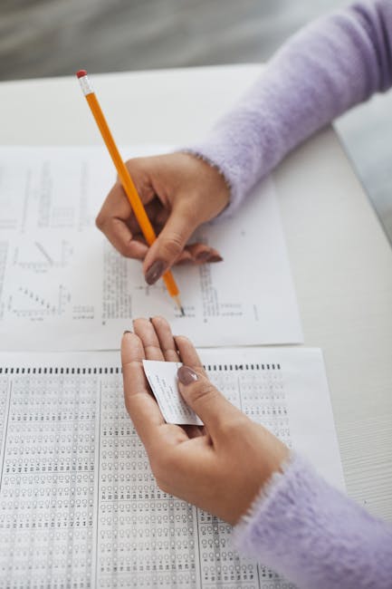 Fraude la examenul pentru directorii de școli: poliția intervine la Târgu Jiu