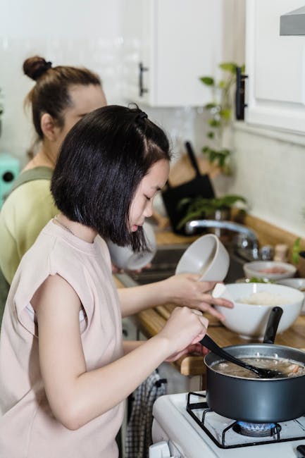 Elevii din Arad primesc suport alimentar prin programul «Masă sănătoasă»