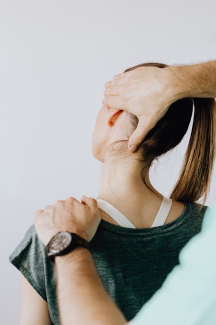 Află cum masajul terapeutic poate combate durerile de spate și cervicale
