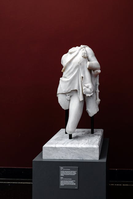 Expoziția impresionantă 'Megalos Aselinos – Golful regăsit' dedicată lui Ioan Aurel Mureșan