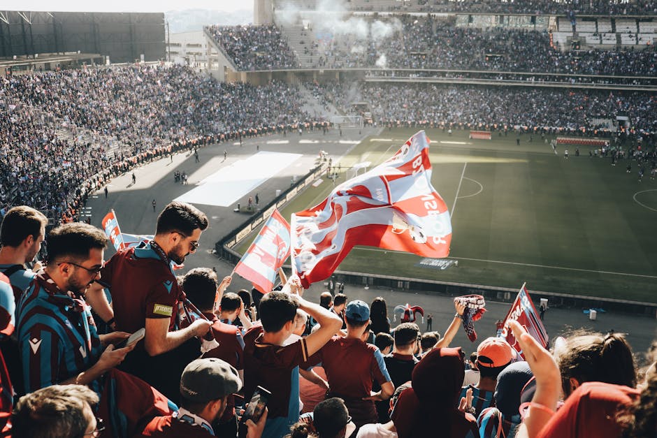 Suporterii lui Dinamo invadează Sibiu: un spectacol de neuitat pe Municipal