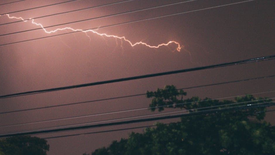 Alertă meteo: Gorjul se pregătește pentru ploi abundente