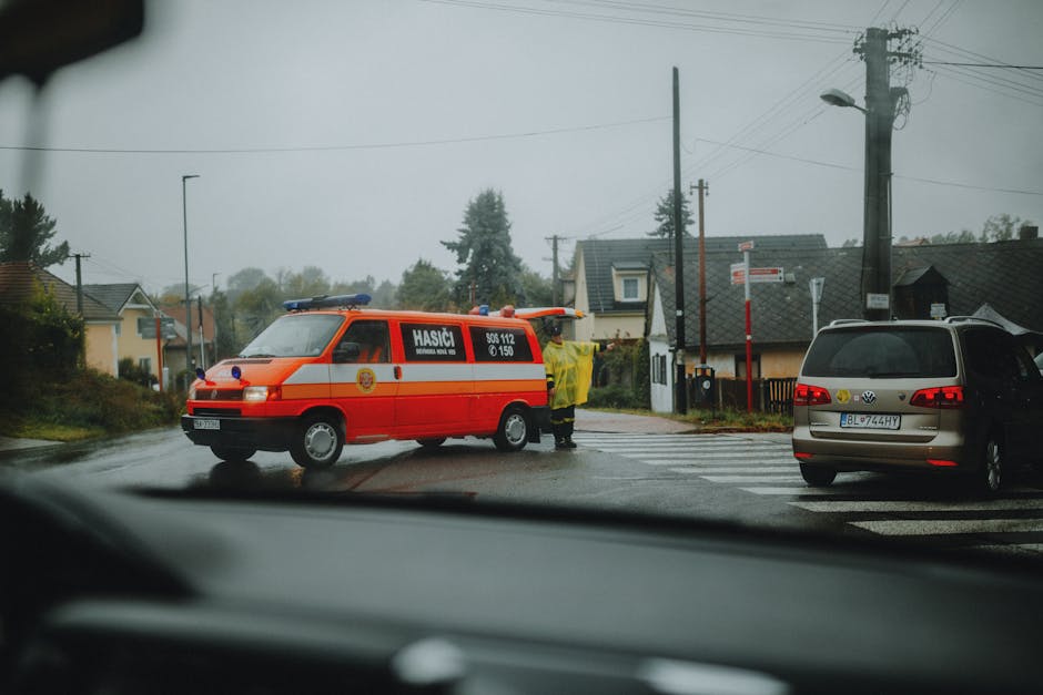 Trafic închis pe DN 67D din cauza unui incendiu! Iată ruta ocolitoare