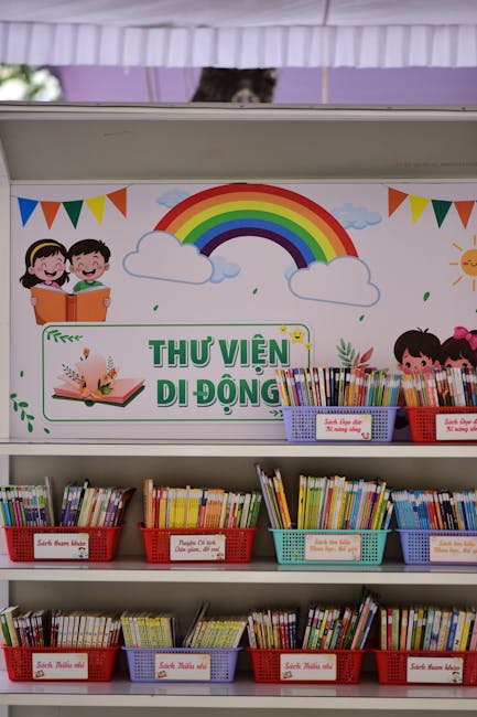 Elevii din Dolj primesc pachete de cărți pentru a încuraja lectura