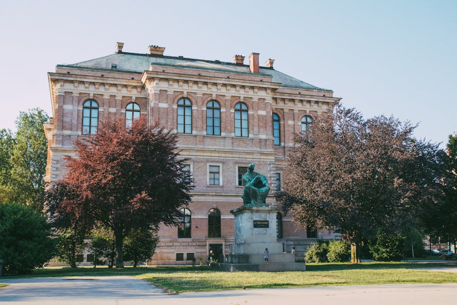 Hunedoara își revitalizează centrul istoric: Parcul Libertății și Muzeul Fierului prind viață