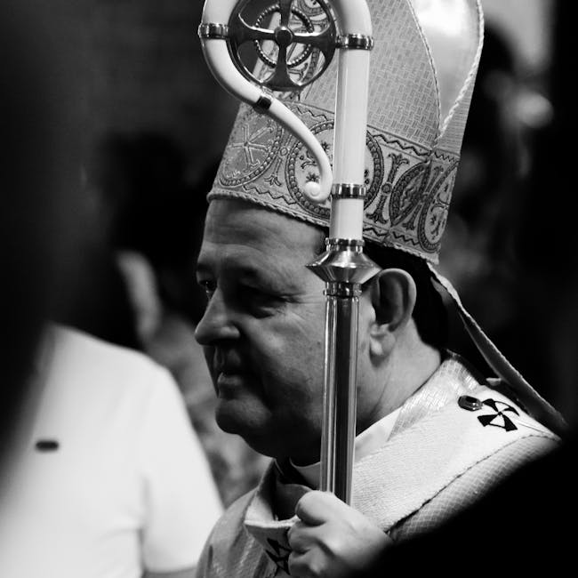 Arhiepiscopul Varsanufie îndeamnă preoții vâlceni să se apropie de comunitate
