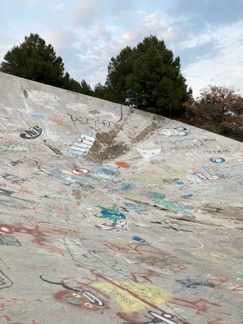 Vandalism în parc: tineri surprinși distrugând bunuri publice în Batăr