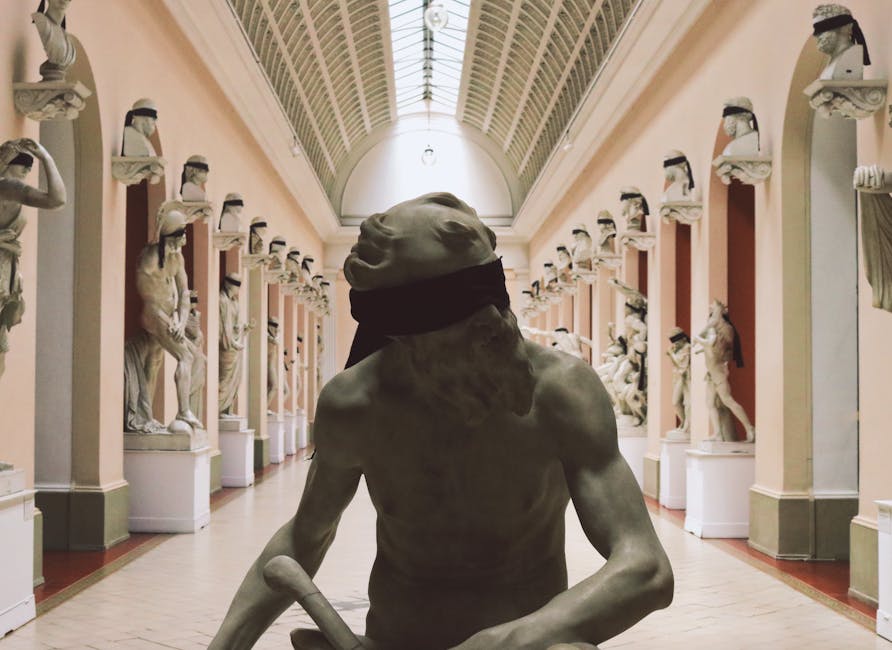 Expoziție dedicată lui Brâncuși la Târgu Jiu, la 150 de ani de la nașterea artistului