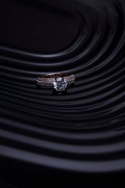 Alegerea ideală a inelului: diamant sau zirconiu? Ce trebuie să știi