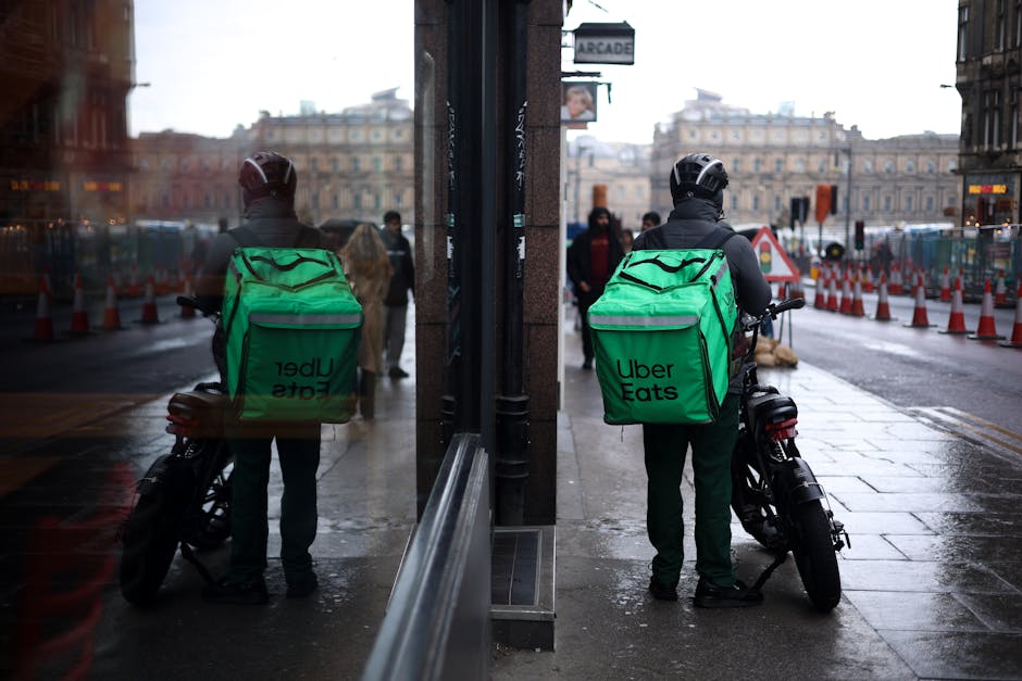 Uber își extinde imperiul cu achiziția Delivery Hero din Germania