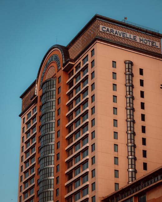 Hotel Central din Ploiești, scos la licitație cu un preț de pornire de 10 milioane de euro