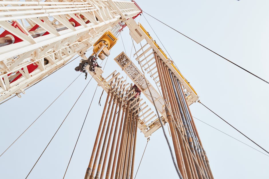 Perspective sumbre pentru producția de petrol din Orientul Mijlociu până în 2027