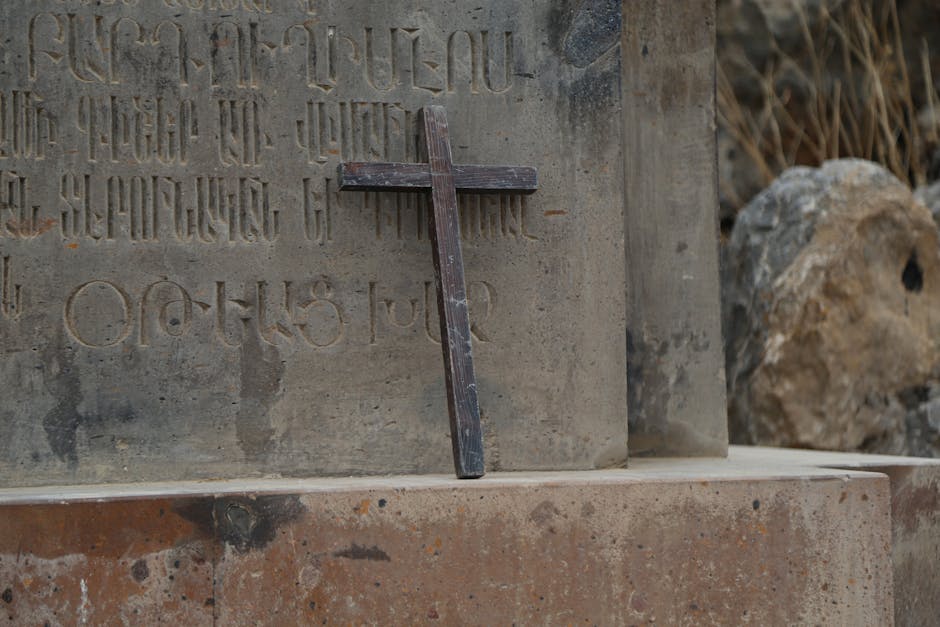Scandalul crucei monumentale din Slatina: primarul încalcă legea și bugetul orașului