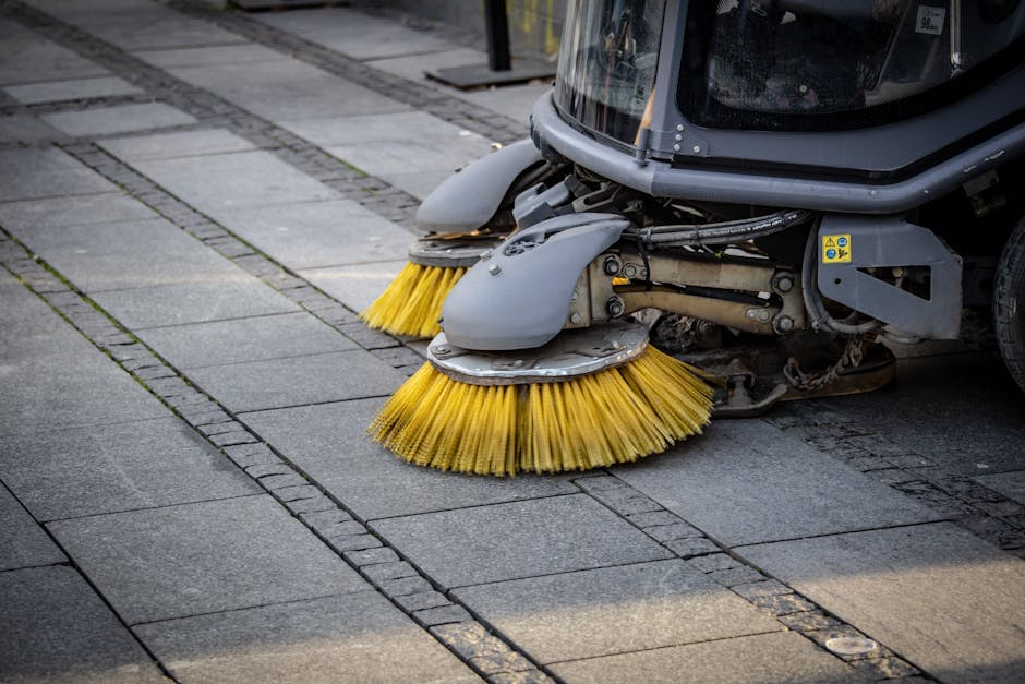 Ocna Șugatag îmbunătățește curățenia stradală cu utilaje noi