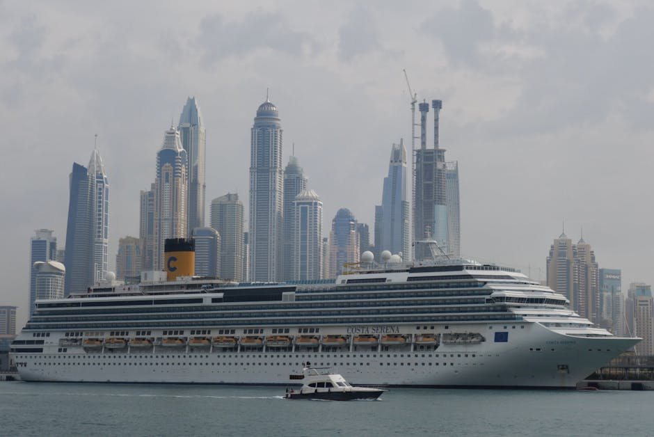 Vacanța de lux transformată în coșmar: turiști blocați pe nave în Orientul Mijlociu