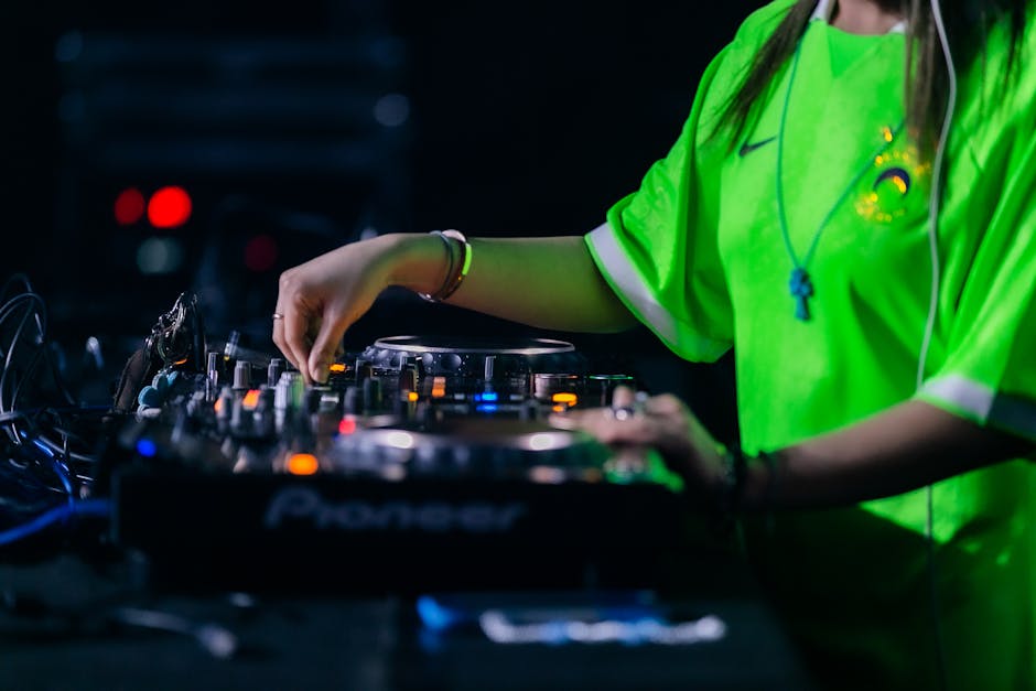 Aeroportul Sibiu se transformă în club: petrecere electrizantă marca Pulse